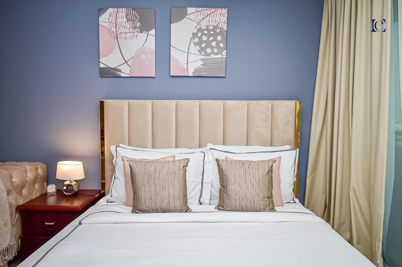 Appartement Luxury Escapes - Modern - Metro, & Mall Mins Away Dubaï